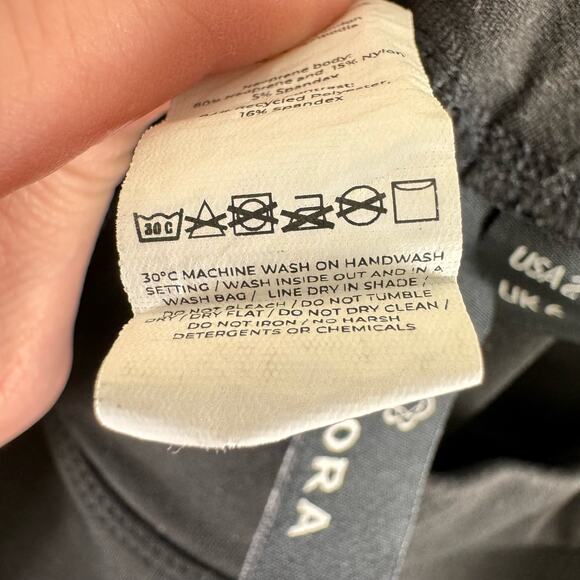 Zaggora London Hot Pants Black Neoprene Yoga Workout Leggings Thermal Fit Size 2 - Picture 8 of 8